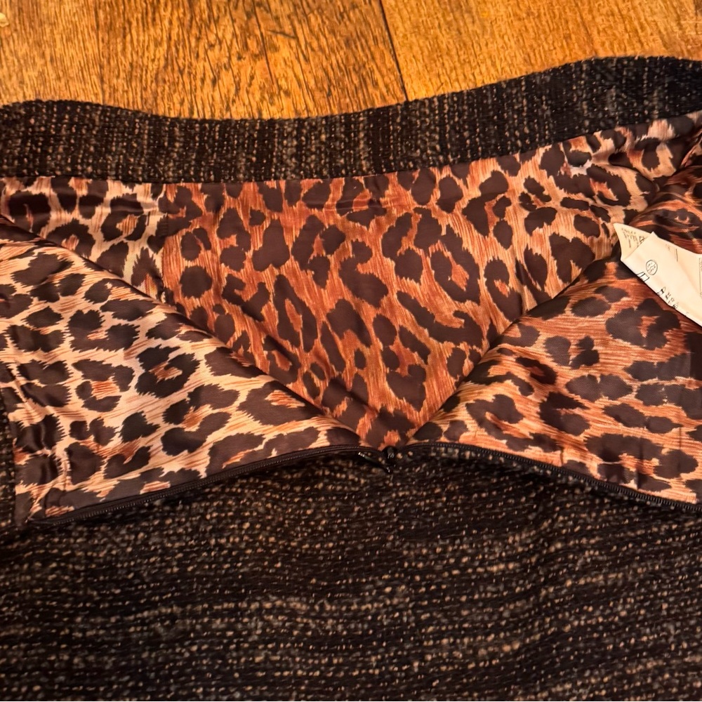 Vintage Dolce & Gabbana Tweed Pencil Skirt - Picture 2 of 7